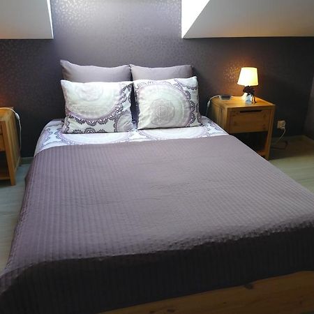 Bed and Breakfast Aux Cosmos Olne Екстер'єр фото